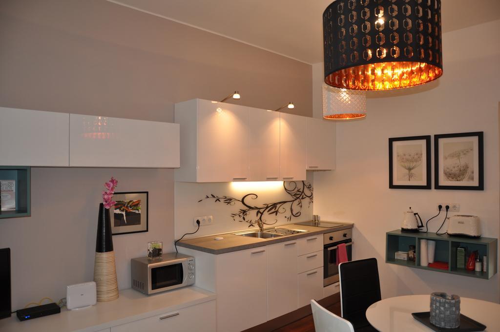 Apartments Sulekova Zagreb Room photo